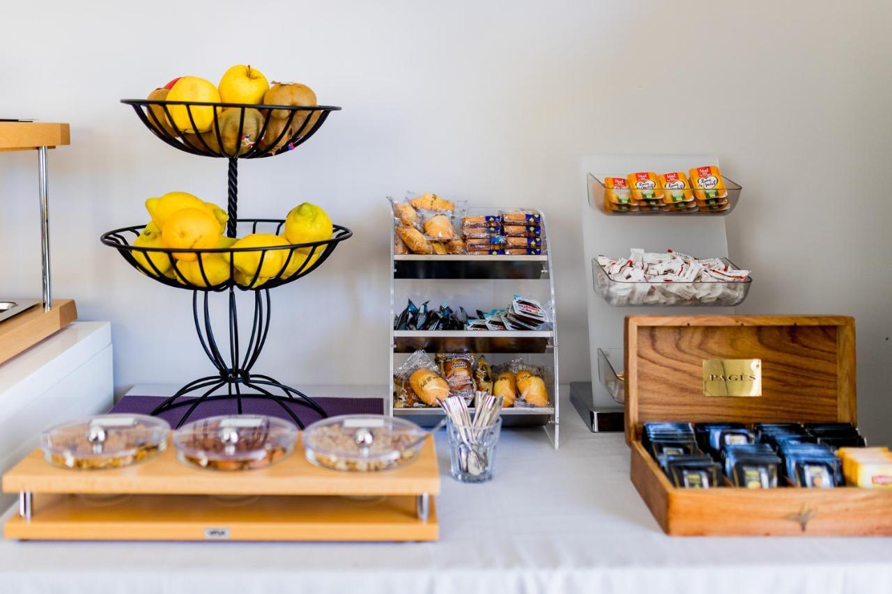 Hotel Le Rabelais Le Lavandou Ngoại thất bức ảnh