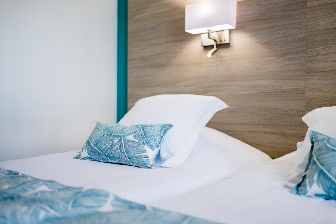 Hotel Le Rabelais Le Lavandou Ngoại thất bức ảnh