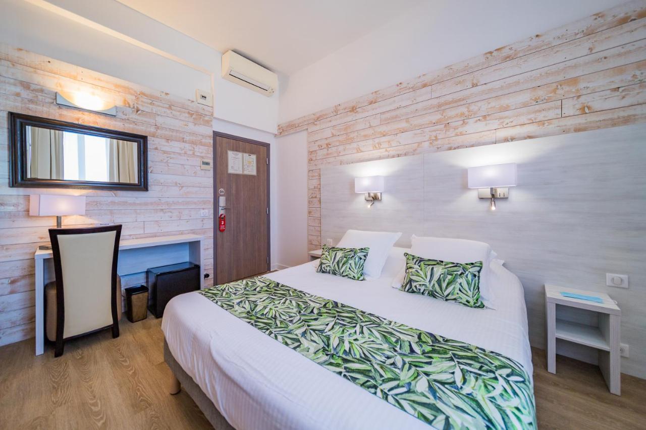 Hotel Le Rabelais Le Lavandou Ngoại thất bức ảnh